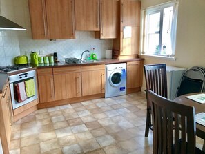 Private kitchen - Inverness City Rooms (Inverness)