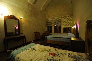 Room - Kardesler Cave Hotel (Ürgüp)