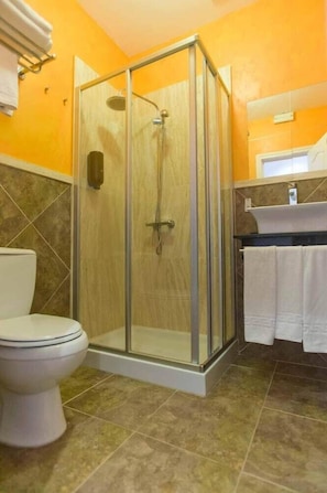 Bathroom - Hospedería Almundo (Tarifa)