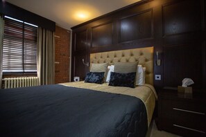 Room - The Crown Hotel (Doncaster)