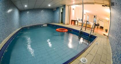 Lazourd Palace Hotel Apartments