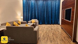 Living area - Lazourd Palace Hotel Apartments (Taif)