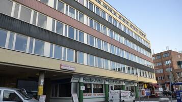 Esterni