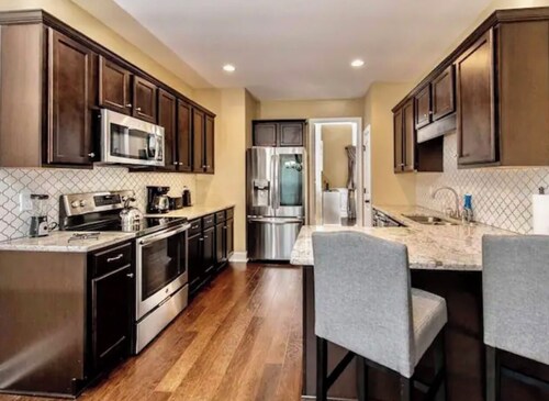 Spacious 4-bedroom house in charming Odenville with Large Backyard