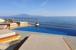 Pool - Tsamis Zante Suites (Zakynthos)