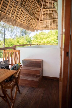 Interior - Aluna Beach Lodge (Nungwi)