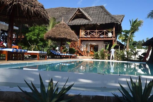 Aluna Beach Lodge