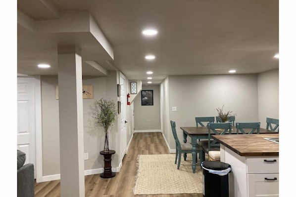 Dining - Cozy Colorado Getaway (Colorado Springs)