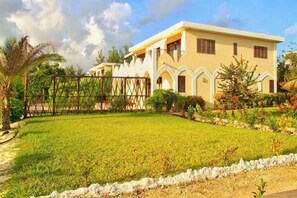 Property grounds - Villa Serenity (Jambiani)