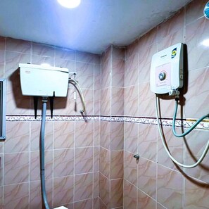 Bathroom - New Wave Hotel Seri Kembangan (Seri Kembangan)