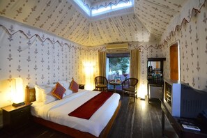 Room - Aaram Baagh Agra On Pachar Group (Pushkar)
