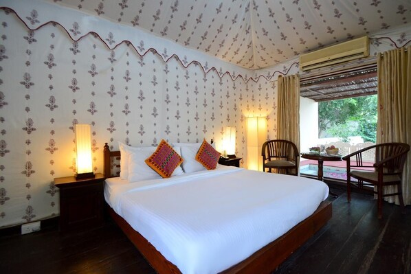 Room - Aaram Baagh Agra On Pachar Group (Pushkar)