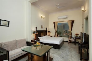 Room - Aaram Baagh Agra On Pachar Group (Pushkar)