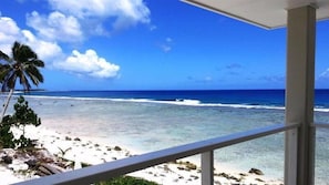 Beach - Ocean Spray Villas (Rarotonga)
