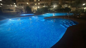 Outdoor pool - First line, beach, swimming pool and sunrise (El Campello)