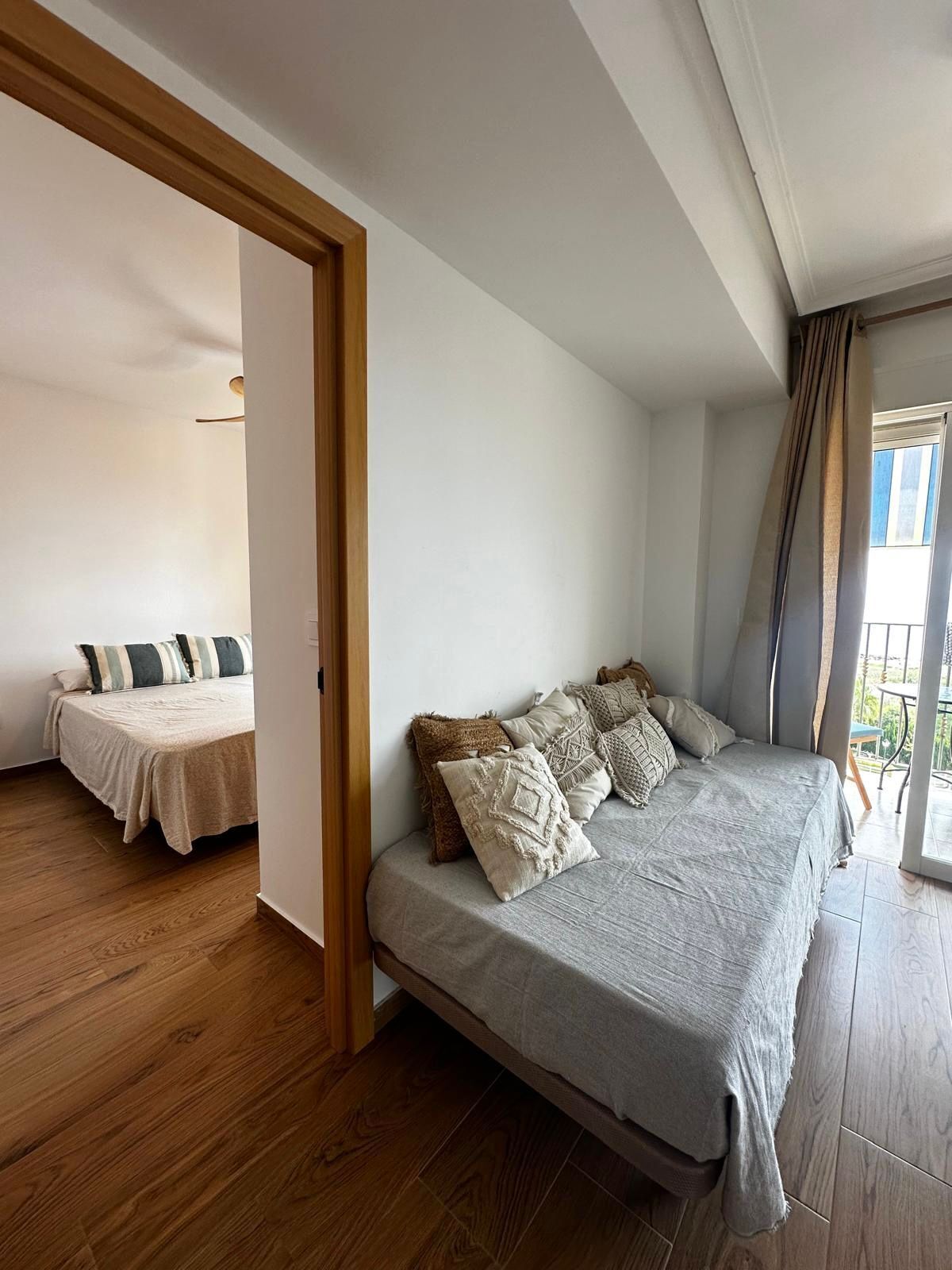 Iron/ironing board, internet, bed sheets