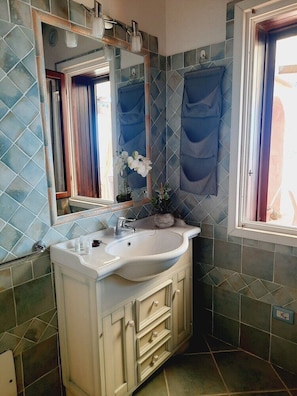 Bathroom - Residence La Marmorata (Santa Teresa di Gallura)