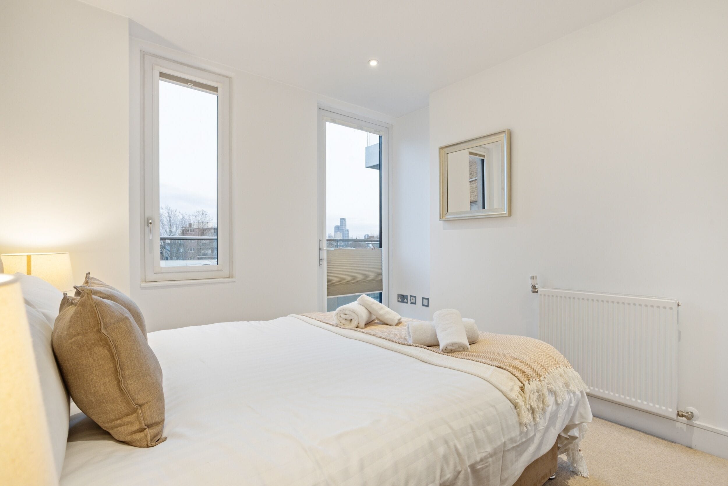 3 dormitorios, tabla de planchar con plancha, wifi gratis y ropa de cama