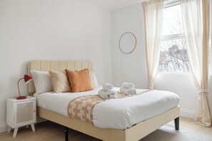 5 Schlafzimmer, Bügeleisen/Bügelbrett, kostenloses WLAN, Bettwäsche