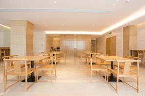 Dining - Ji Hotel (Shanghai)
