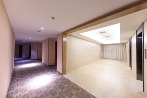 Interior - Ji Hotel (Shanghai)