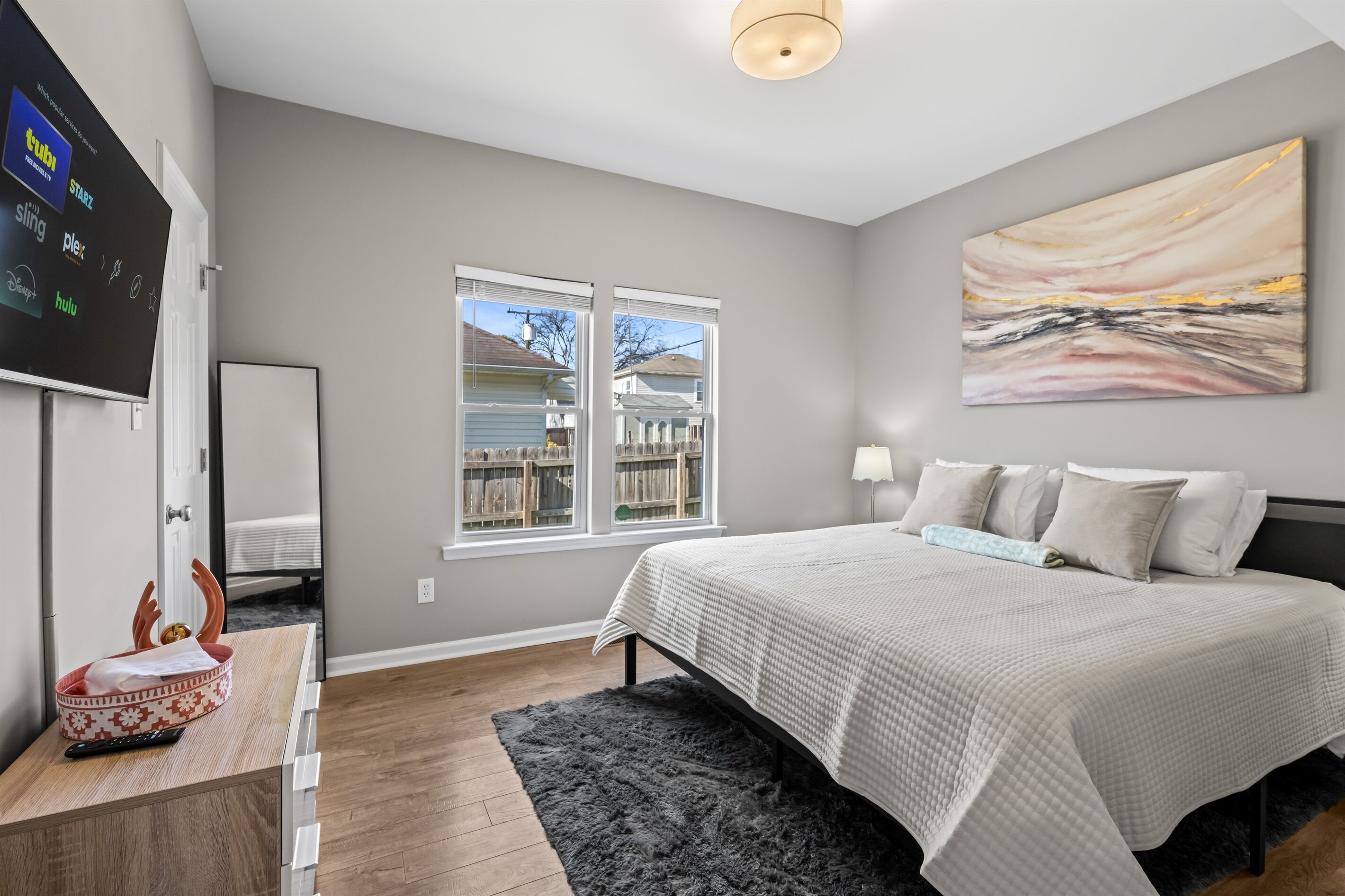 2 chambres, bureau, fer et planche à repasser, Wi-Fi gratuit