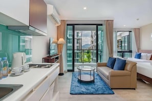 Living area - Wyndham Royal Lee Phuket (Sa Khu)