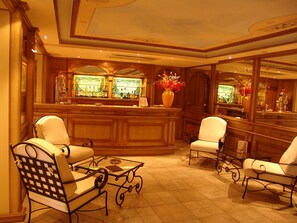 Bar (on property) - Hostellerie de L'abbaye (Calvi)