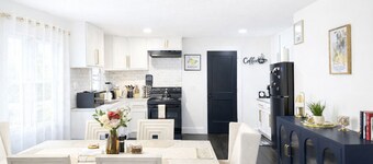 Le Refuge d’Or: Signature Stay by Nid Douillet Collection. 2br