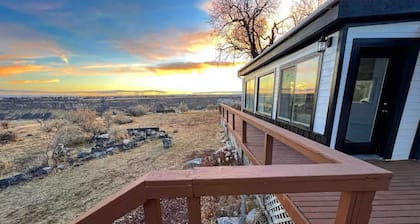 Rimview Haven: Hot Tub, Waterfall Trail & Golf!