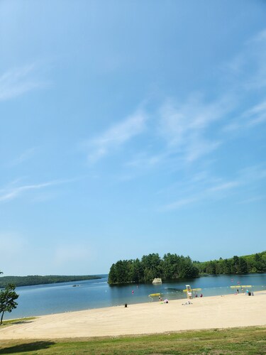 A cozy atmosphere and wonderful hosts make for a truly unforgettable experience.