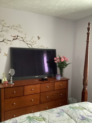 1 chambre, fer et planche à repasser, Wi-Fi, draps fournis