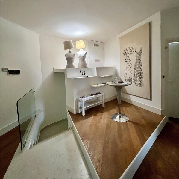 Interior - Avanguardia Suite Ferrara (Ferrara)