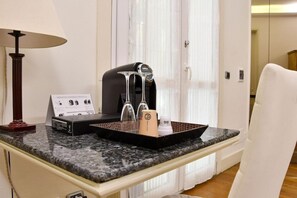 Interior - Avanguardia Suite Ferrara (Ferrara)