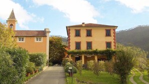 บริเวณภายนอก