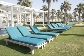 Terrace/patio - Sealine Beach, a Murwab Resort (Mesaieed)