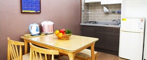 Private kitchen - Ilsung Seorak Oncheo Condo and Resort (Goseong)