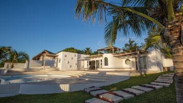 ์ผ์ธ ์์์ฅ