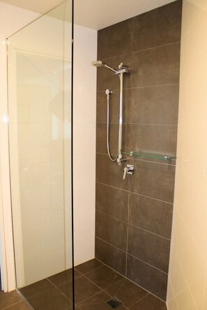Bathroom - Apartment on King Street (Newcastle)