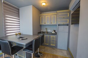 Private kitchen - Real King Suit Otel (Yomra)