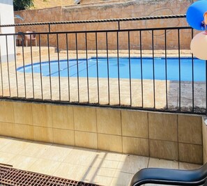 Outdoor pool - Airport Diamond Guest House (Kempton Park)