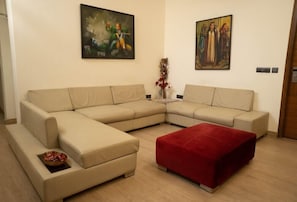 Living area - OYO 738 Hotel Green Castle (New Delhi)