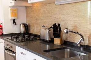Private kitchen - LV Premier P Real PI1 (Lisbon)