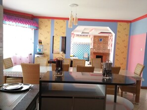 Dining - The Joshua Gardens (Nairobi)