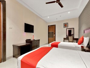 Room - OYO 12384 Hotel Serene Majestic (Hyderabad)