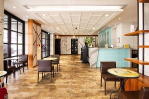 Lobby - Double Pretty Hotel (Taichung)