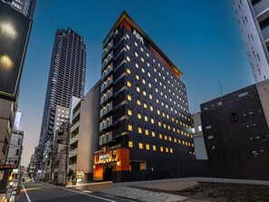 Exterior - APA Hotel Sakaisuji-kitahama-ekimae (Osaka)