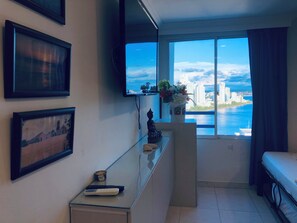 1 bedroom, iron/ironing board, Internet, bed sheets - SkyLaguito Ocean View 20 - Hilton District (Cartagea)