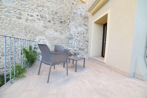 Terrace/patio - La Torre del Mulino Accomodation (Tropea)