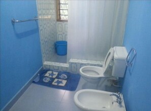 Bathroom - Coral Sea Villas (Malindi)
